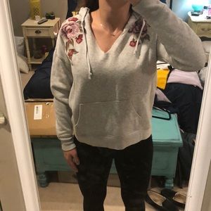 Flower design sweatshirt